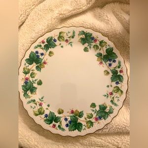 VINYARD Andrea by Sadek cake plate